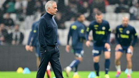 Derbilerin kayıp adamı Mourinho
